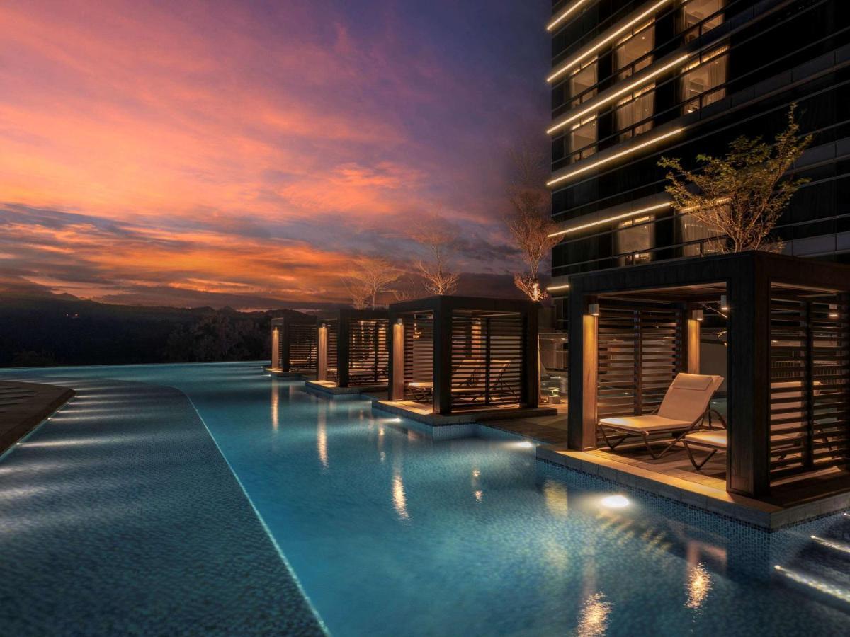 Swissotel Clark Philippines 5*