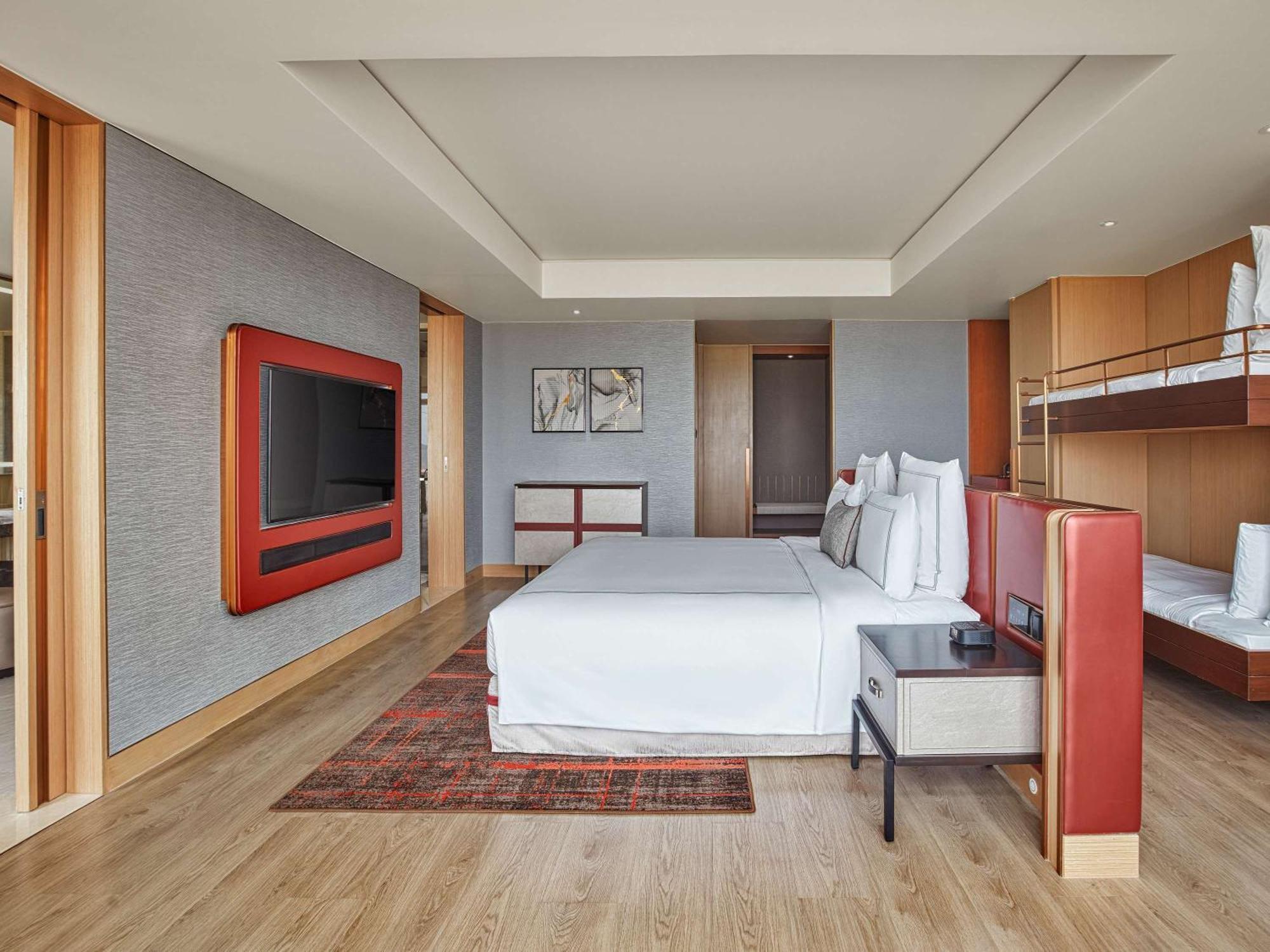 Hotel Swissotel Clark Philippines