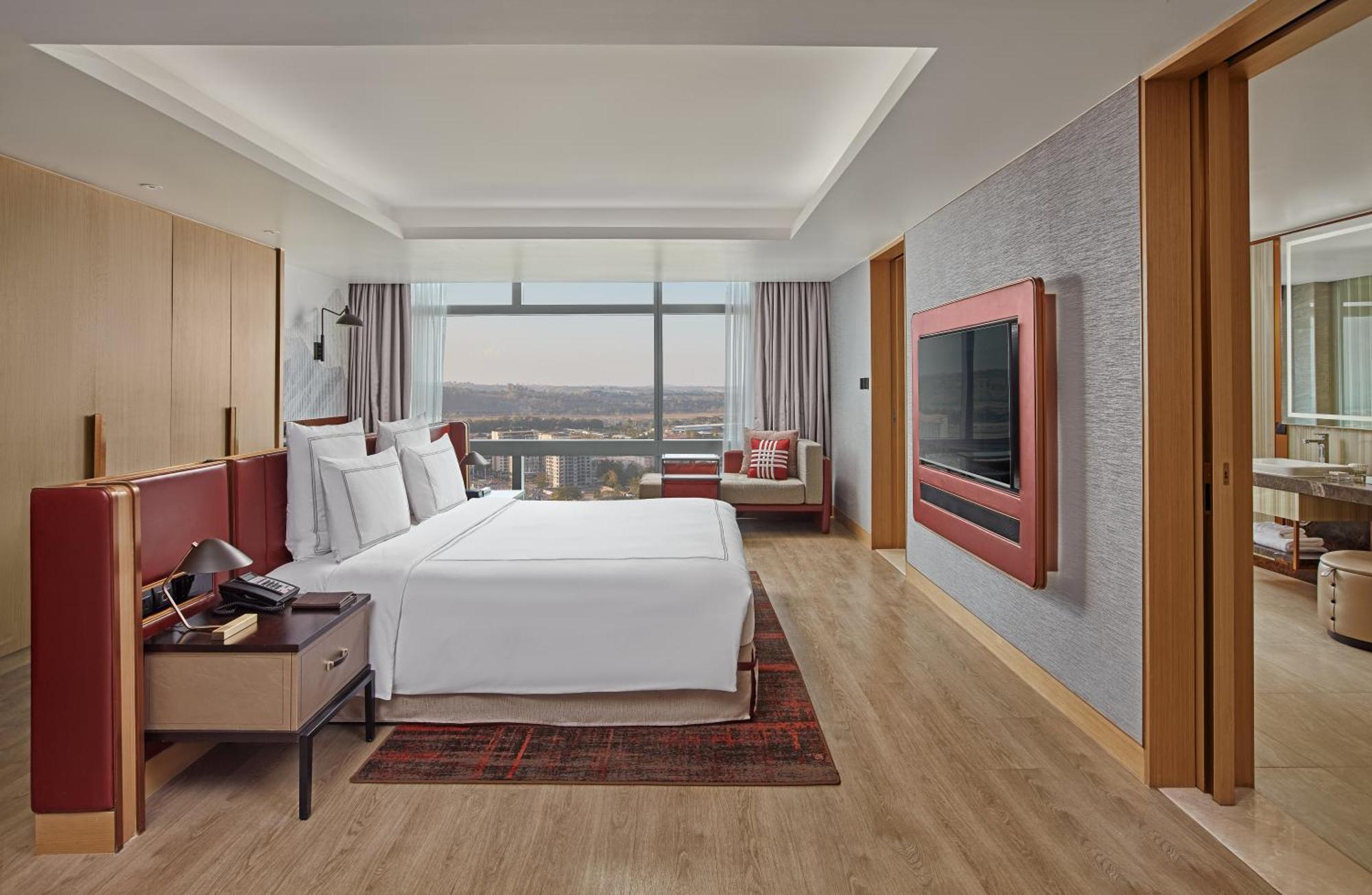 Swissotel Clark Philippines 5*